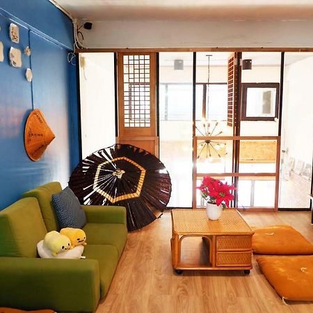 First Phuket Hostel Экстерьер фото