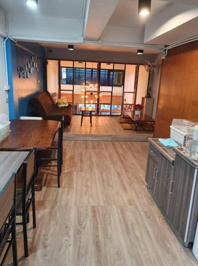 First Phuket Hostel Экстерьер фото