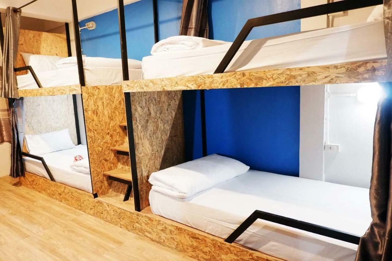 First Phuket Hostel Экстерьер фото